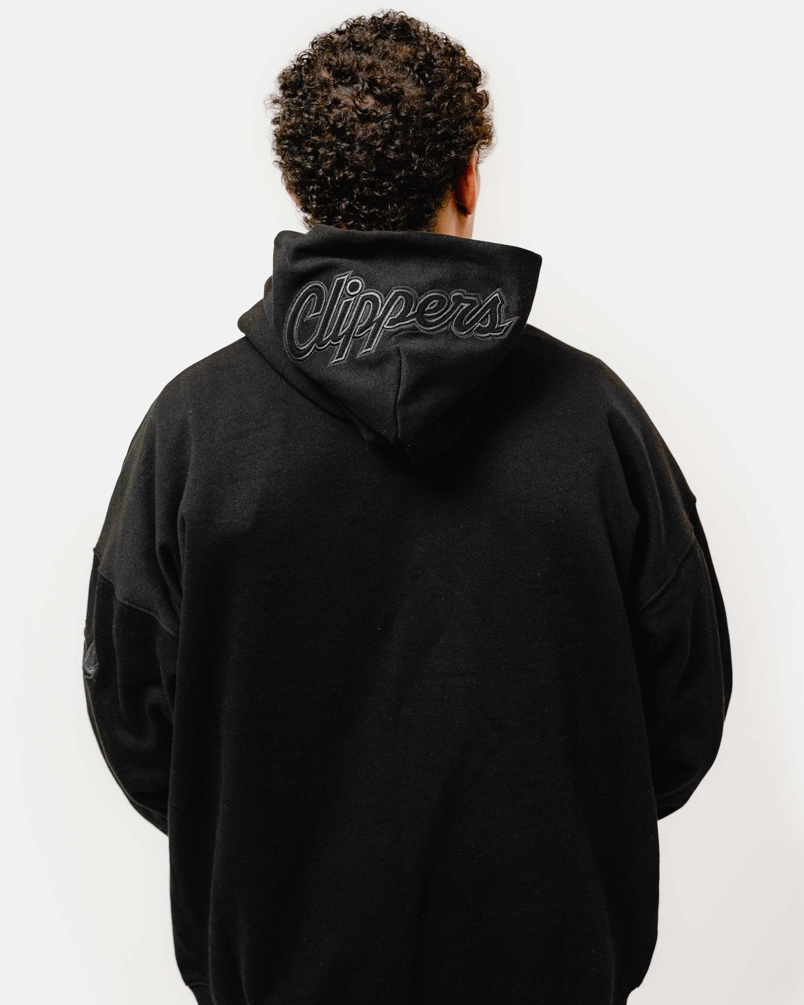 Black LA Clippers Pullover Hoodie - Apparel - Black - 20 - 000113 - S